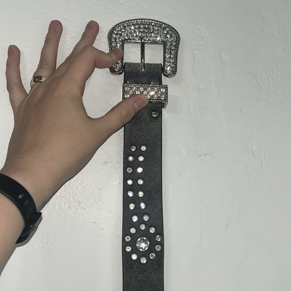 Vintage Western Leather Diamond Studded Embellished Belt - Picture 6 of 8